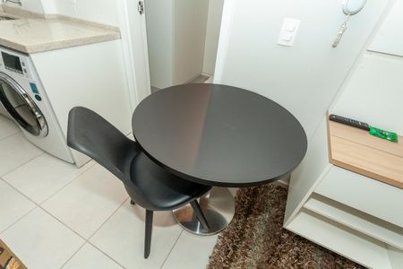 Studio à venda com 31m², 1 quarto e sem vagaMesa de jantar