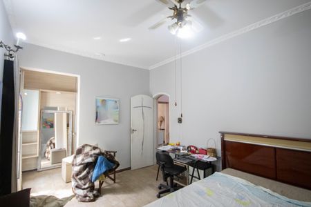 Casa para alugar com 230m², 4 quartos e 2 vagas Casa para alugar com 230m², 4 quartos e 2 vagasSuíte 2