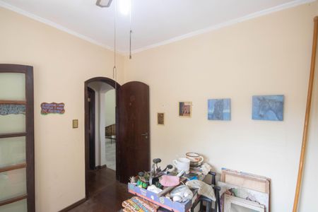 Casa para alugar com 230m², 4 quartos e 2 vagas Casa para alugar com 230m², 4 quartos e 2 vagasQuarto 2