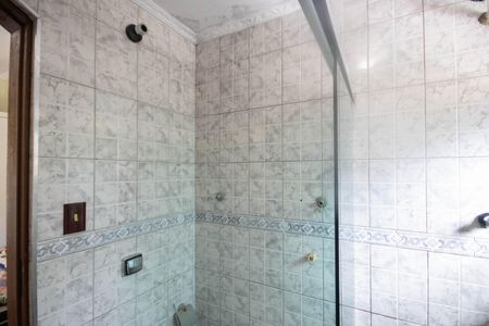 Casa para alugar com 230m², 4 quartos e 2 vagas Casa para alugar com 230m², 4 quartos e 2 vagasBanheiro da Suíte 1