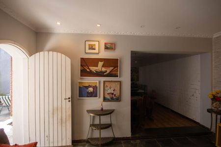 Casa para alugar com 230m², 4 quartos e 2 vagas Casa para alugar com 230m², 4 quartos e 2 vagasSala 2Sala 2