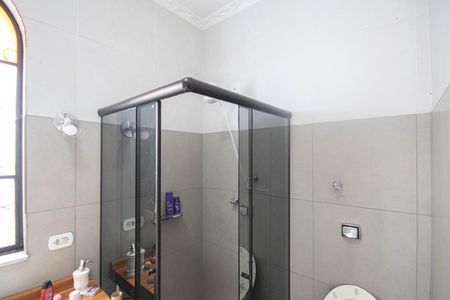 Casa para alugar com 230m², 4 quartos e 2 vagas Casa para alugar com 230m², 4 quartos e 2 vagasBanheiro da Suíte 2