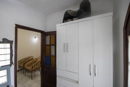 Casa para alugar com 230m², 4 quartos e 2 vagas Casa para alugar com 230m², 4 quartos e 2 vagasQuarto 1