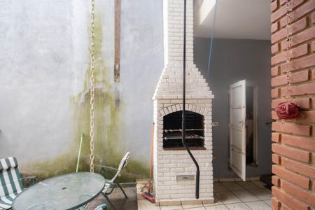 Casa para alugar com 230m², 4 quartos e 2 vagas Casa para alugar com 230m², 4 quartos e 2 vagasChurrasqueira