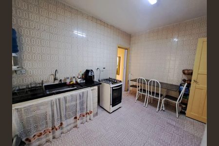 Casa à venda com 120m², 3 quartos e 2 vagasCozinha