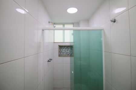 Apartamento à venda com 96m², 3 quartos e sem vagaBanheiro