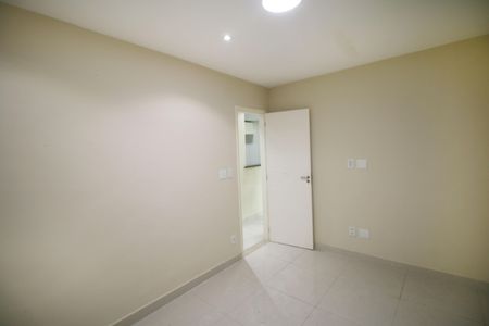 Apartamento à venda com 96m², 3 quartos e sem vagaQuarto 2