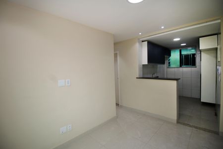 Apartamento à venda com 96m², 3 quartos e sem vagaSala