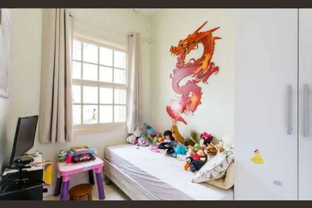 Casa à venda com 240m², 3 quartos e 2 vagasQuarto