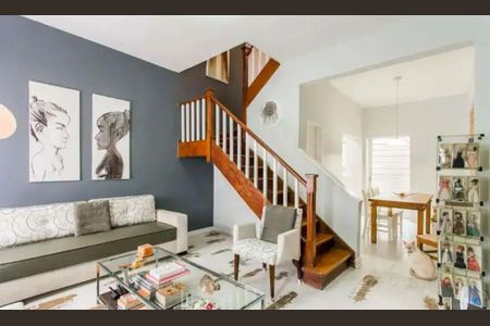 Sala de casa à venda com 3 quartos, 240m² em Vila Olímpia, São Paulo