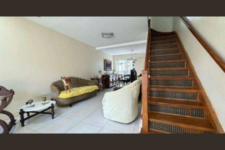 Sala de casa à venda com 3 quartos, 220m² em Vila Nova Conceição, São Paulo