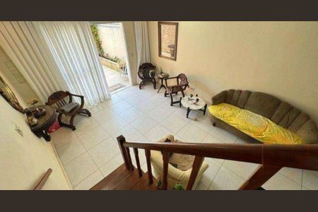 Sala de casa à venda com 3 quartos, 220m² em Vila Nova Conceição, São Paulo