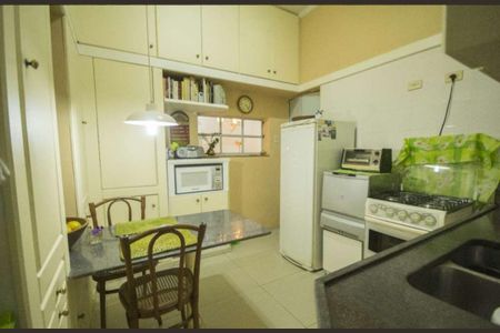 Cozinha de casa à venda com 3 quartos, 270m² em Vila Olímpia, São Paulo