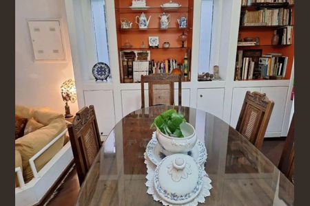 Sala de casa à venda com 3 quartos, 270m² em Vila Olímpia, São Paulo