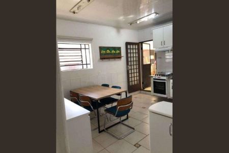 Cozinha de casa à venda com 3 quartos, 260m² em Vila Romana, São Paulo