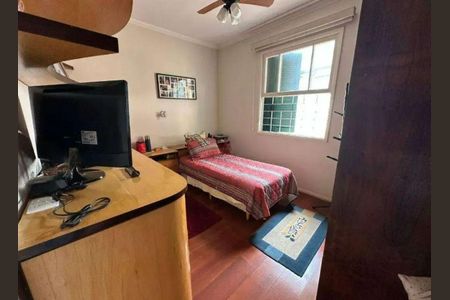 Quarto de casa à venda com 3 quartos, 300m² em Vila Romana, São Paulo