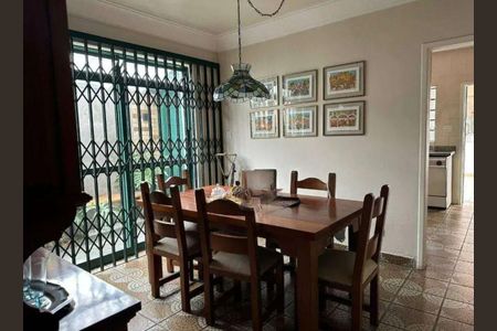 Sala de casa à venda com 3 quartos, 300m² em Vila Romana, São Paulo