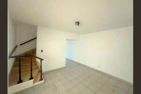 Sala de casa à venda com 3 quartos, 240m² em Lapa, São Paulo