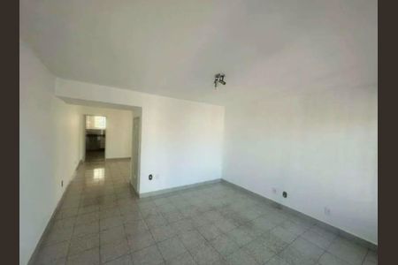 Casa à venda com 240m², 3 quartos e 2 vagas Casa à venda com 240m², 3 quartos e 2 vagasQuarto