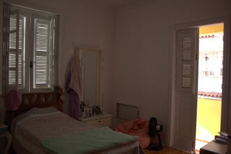 Casa à venda com 480m², 6 quartos e 5 vagas Casa à venda com 480m², 6 quartos e 5 vagasQuarto 3