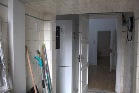 Casa à venda com 480m², 6 quartos e 5 vagas Casa à venda com 480m², 6 quartos e 5 vagasÁrea de Serviço