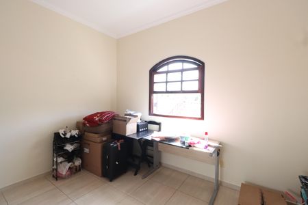 Casa à venda com 450m², 4 quartos e 6 vagasQuarto 2