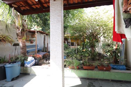 Casa à venda com 450m², 4 quartos e 6 vagasQuintal