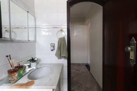 Casa à venda com 450m², 4 quartos e 6 vagasLavabo