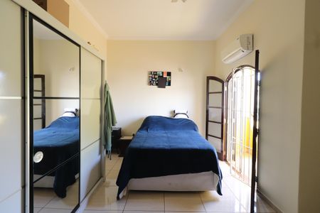 Casa à venda com 450m², 4 quartos e 6 vagasQuarto 1