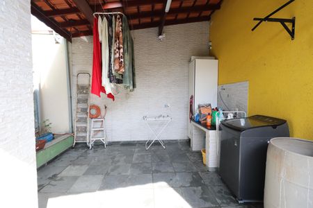 Casa à venda com 450m², 4 quartos e 6 vagasÁrea de Serviço