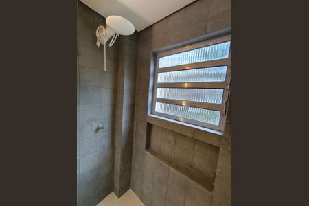 Apartamento para alugar com 74m², 2 quartos e sem vagaBanheiro Social