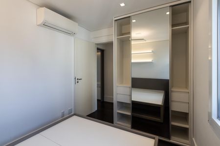 Apartamento à venda com 143m², 2 quartos e 2 vagas Apartamento à venda com 143m², 2 quartos e 2 vagasQuarto 2 - Suite