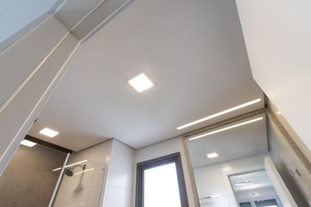 Apartamento à venda com 143m², 2 quartos e 2 vagas Apartamento à venda com 143m², 2 quartos e 2 vagasQuarto 1 - Banheiro 2 da Suite