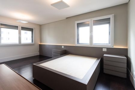 Apartamento à venda com 143m², 2 quartos e 2 vagas Apartamento à venda com 143m², 2 quartos e 2 vagasQuarto 1 - Suite