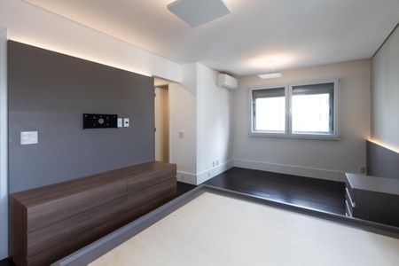 Apartamento à venda com 143m², 2 quartos e 2 vagas Apartamento à venda com 143m², 2 quartos e 2 vagasQuarto 1 - Suite