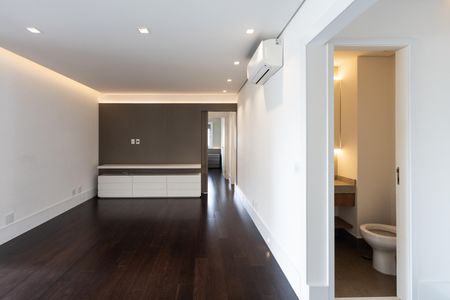 Apartamento à venda com 143m², 2 quartos e 2 vagas Apartamento à venda com 143m², 2 quartos e 2 vagasSala