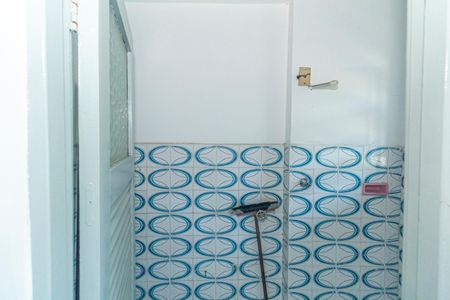 Apartamento para alugar com 75m², 2 quartos e sem vaga Apartamento para alugar com 75m², 2 quartos e sem vagaBanheiro de Serviço