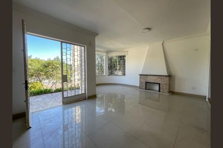 Casa à venda com 420m², 4 quartos e 4 vagas