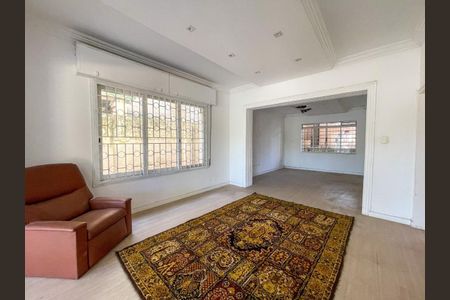 Casa à venda com 4 quartos, 420m² em Pacaembu, São Paulo