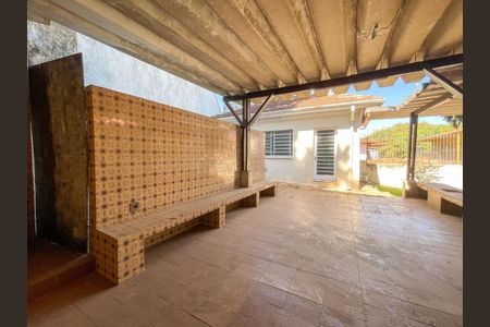 Casa à venda com 420m², 4 quartos e 4 vagas