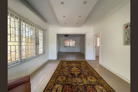 Casa à venda com 420m², 4 quartos e 4 vagas