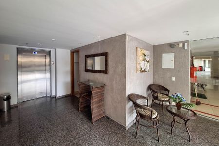 Apartamento à venda com 60m², 2 quartos e 1 vagaÁrea comum