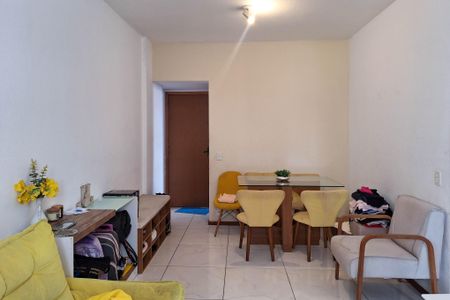 Apartamento à venda com 60m², 2 quartos e 1 vagaSala
