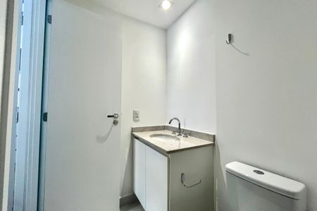 Apartamento à venda com 29m², 1 quarto e sem vagaBanheiro da Suíte