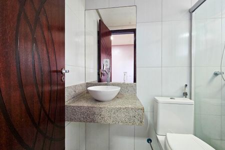 Casa para alugar com 107m², 3 quartos e 1 vagaBanheiro do Quarto
