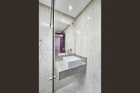 Casa para alugar com 107m², 3 quartos e 1 vagaBanheiro do Quarto 2