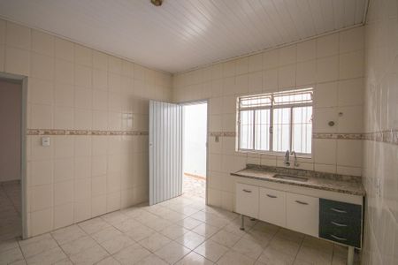 Casa à venda com 130m², 3 quartos e 3 vagas Casa à venda com 130m², 3 quartos e 3 vagasCozinha