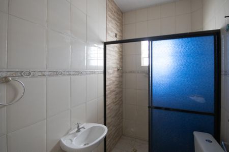 Casa à venda com 130m², 3 quartos e 3 vagas Casa à venda com 130m², 3 quartos e 3 vagasBanheiro