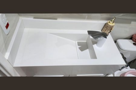 Apartamento para alugar com 150m², 3 quartos e 2 vagas Apartamento para alugar com 150m², 3 quartos e 2 vagasBanheiro da Suíte 2