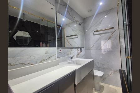 Apartamento para alugar com 150m², 3 quartos e 2 vagas Apartamento para alugar com 150m², 3 quartos e 2 vagasBanheiro da Suíte 1